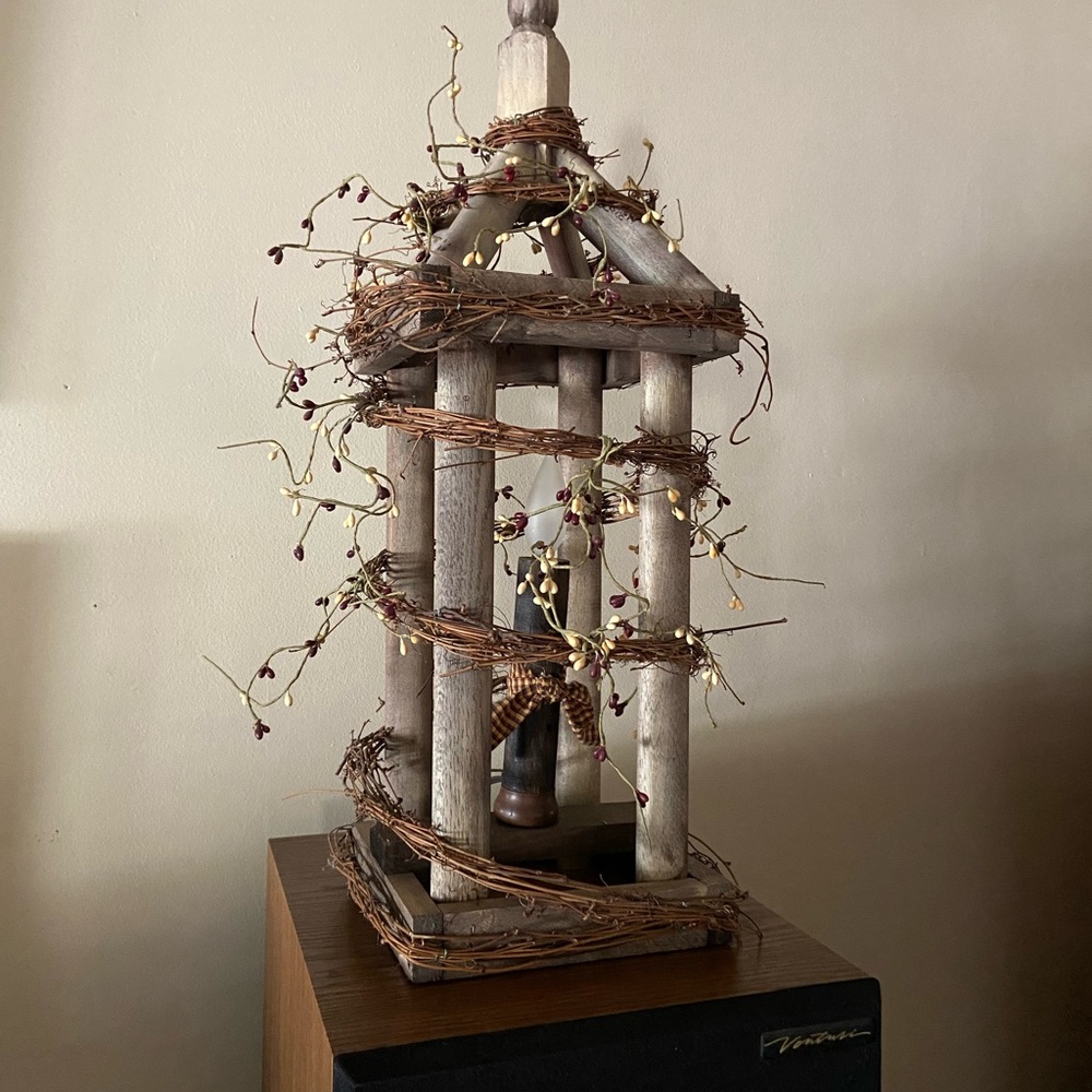 Primitive Decorative Lantern, Plug-in Electric